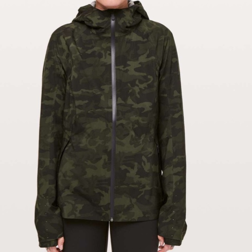 Lululemon The Rain Is Calling Jacket II Incognito Camo Green Size 10